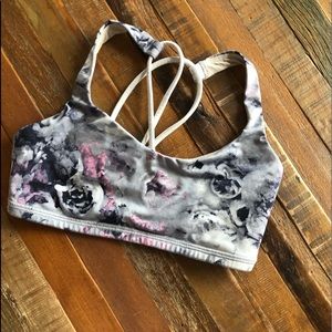 Lululemon sports bra